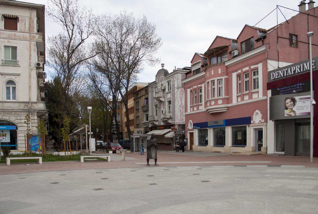 A Pousada Gagarin House Varna Exterior foto